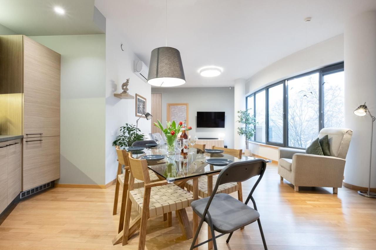 2 Bedroom Apt, 2 Garage Spots & Balconies, Self Check-In, By Cohost Ντρουσκινινκάι Εξωτερικό φωτογραφία
